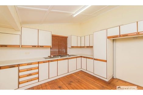 Property photo of 18 Lucas Street Berserker QLD 4701
