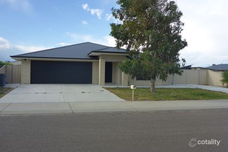11 Magistrate Dr, Castletown, WA 6450