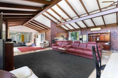 Property photo of 37 McKenzie Grove Kelmscott WA 6111