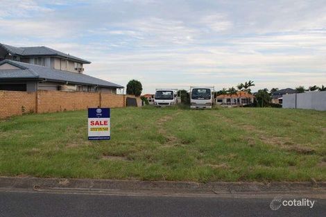 13 San Simeon Dr, Clear Island Waters, QLD 4226