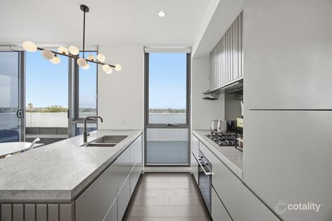 Property photo of 404/240 McKinnon Road McKinnon VIC 3204