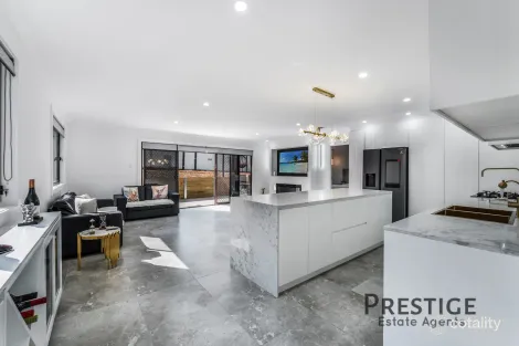 Property photo of 64 Strickland Crescent Ashcroft NSW 2168