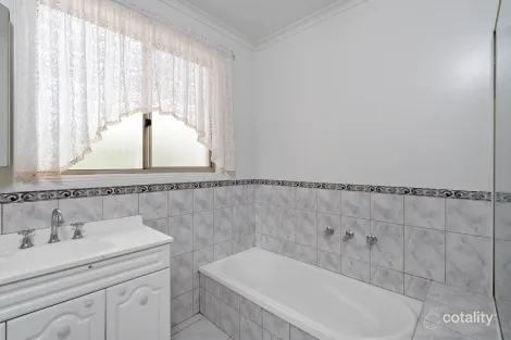 Property photo of 2B Hill Street Frankston VIC 3199