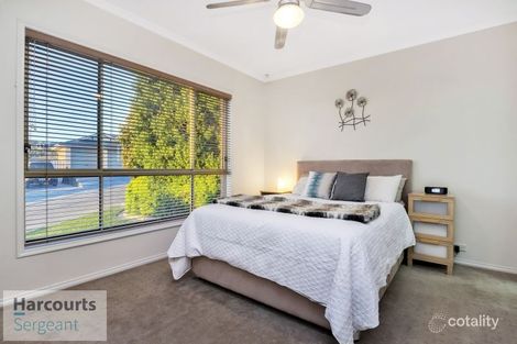 Property photo of 25 Napoleon Way Greenwith SA 5125