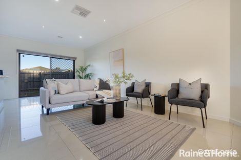 Property photo of 79A Abercarn Avenue Craigieburn VIC 3064