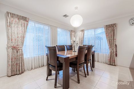 Property photo of 18 Threadneedle Street Attwood VIC 3049