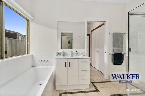 Property photo of 14 Oakblue Drive Mount Sheridan QLD 4868