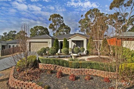 22 Isabella Gr, Strathdale, VIC 3550