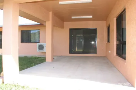 Property photo of 102 Riverbend Drive Douglas QLD 4814