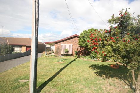 Property photo of 5 Trenton Parade St Albans Park VIC 3219