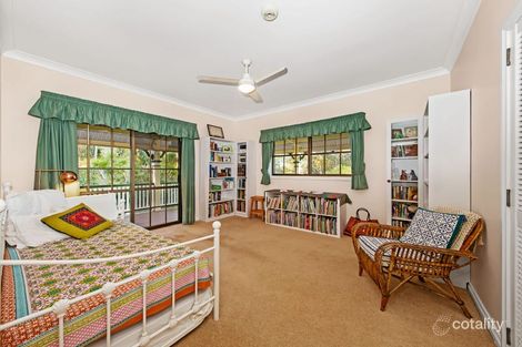 Property photo of 14 Wilkes Road Hampton QLD 4352