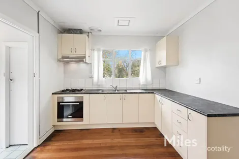 Property photo of 35 Andrews Avenue Reservoir VIC 3073