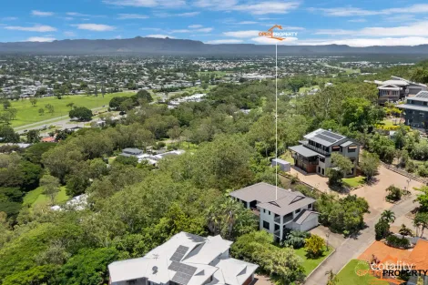 17/18 High Vista Dr, Mount Louisa, QLD 4814