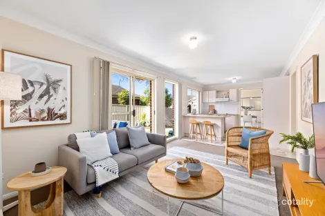 Property photo of 6 Boxsell Close Menai NSW 2234