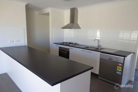 Property photo of 32 Kosciuszko Crescent Shepparton North VIC 3631