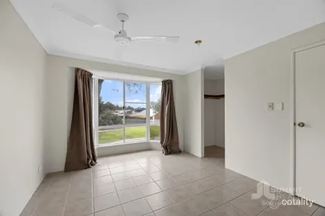 Property photo of 92 Chapple Drive Australind WA 6233