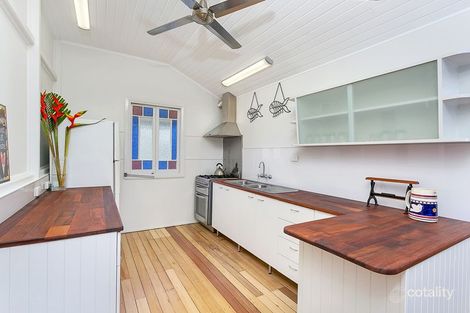 Property photo of 32 Winkworth Street Bungalow QLD 4870
