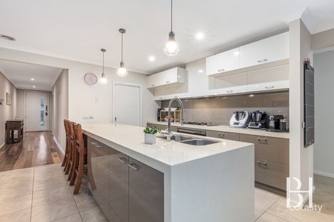 Property photo of 14 Warren Avenue Wallan VIC 3756