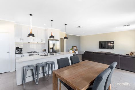 Property photo of 17 Tangelo Court Direk SA 5110