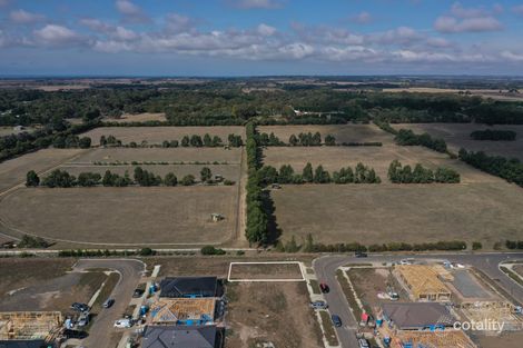 32 Raam Cct, Armstrong Creek, VIC 3217