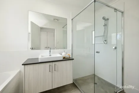 Property photo of 5/100 Spitfire Avenue Strathpine QLD 4500