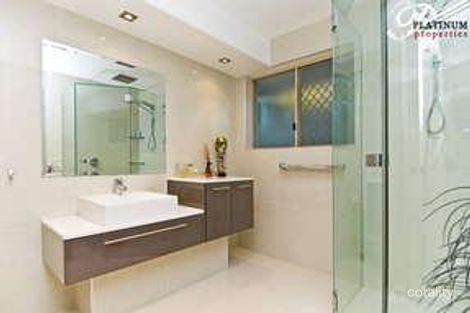 Property photo of 27 Open Drive Arundel QLD 4214