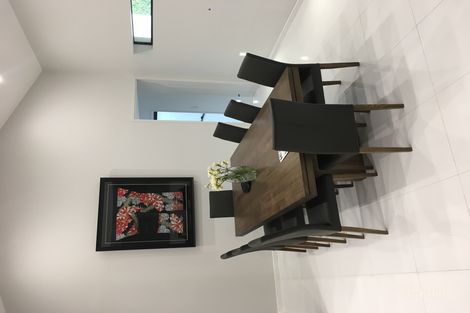 Property photo of 8 Narooma Place Helensvale QLD 4212