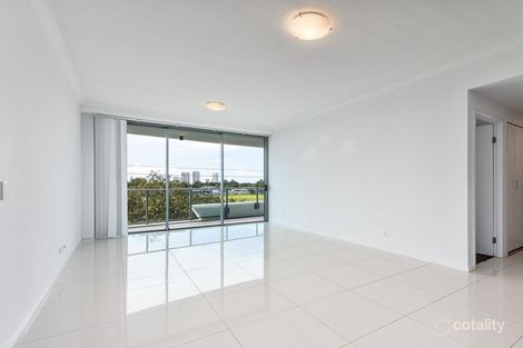 Property photo of 4307/25-31 East Quay Drive Biggera Waters QLD 4216