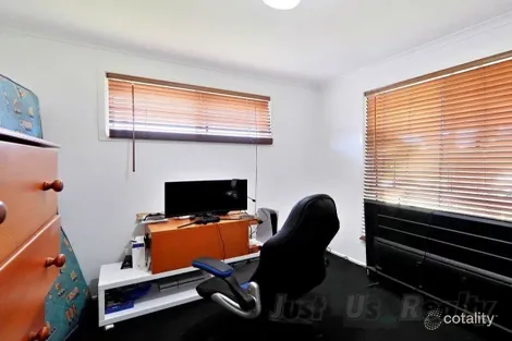 Property photo of 21 Glen Appin Drive Avoca QLD 4670