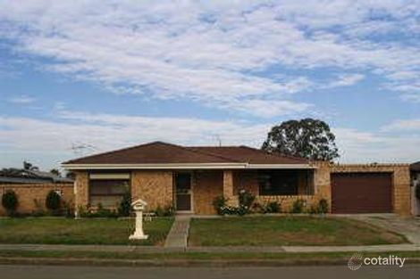 27 Ashgrove St, St Johns Park, NSW 2176