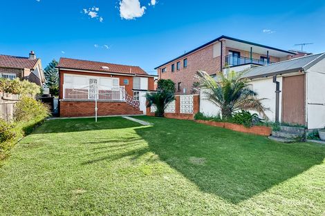 11 Warbrick St, Concord, NSW 2137