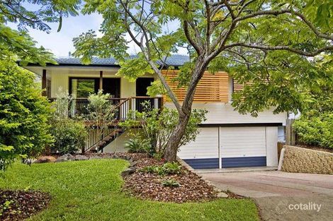 19 Disney St, Stafford Heights, QLD 4053