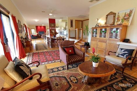 Property photo of 36 Oaklands Circuit Hewett SA 5118