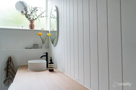 Property photo of 1/61 Ormond Road Elwood VIC 3184