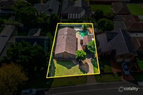 Property photo of 12 Peppermint Crescent Kingswood NSW 2747