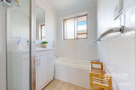 Property photo of 8 Lansdowne Drive Dubbo NSW 2830