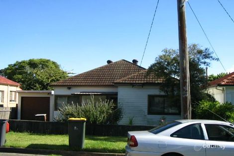 Property photo of 4 Urquhart Street Riverwood NSW 2210