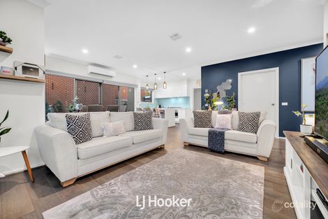 Property photo of 11 Kalamata Avenue Lynbrook VIC 3975