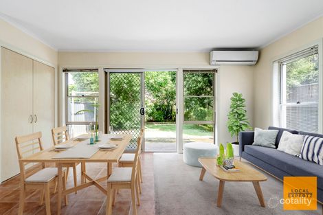 Property photo of 6 Lauffre Walk Caroline Springs VIC 3023