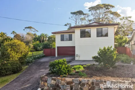 35 CLISSOLD ST, MOLLYMOOK, NSW 2539