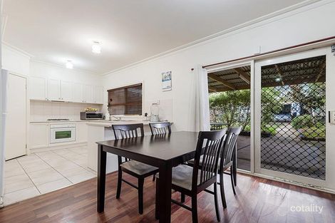 Property photo of 5 Klein Crescent Roxburgh Park VIC 3064