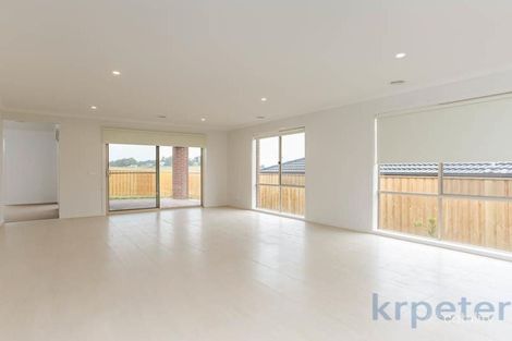 Property photo of 14 Dolcetto Drive Berwick VIC 3806