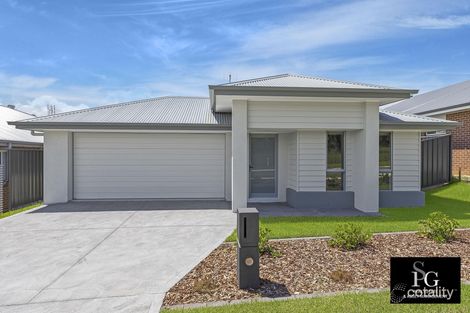 17 Blackbird Ave, Warnervale, NSW 2259