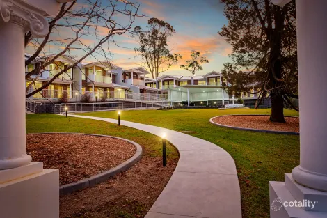 Property photo of 2/409 Great Western Highway Springwood NSW 2777