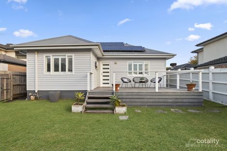 Property photo of 12 Summit Road Frankston VIC 3199