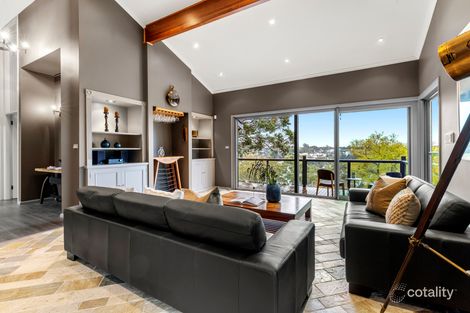 Property photo of 12 Stuart Close Illawong NSW 2234