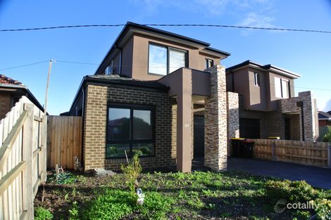 30c Oakes Ave, Clayton South, VIC 3169