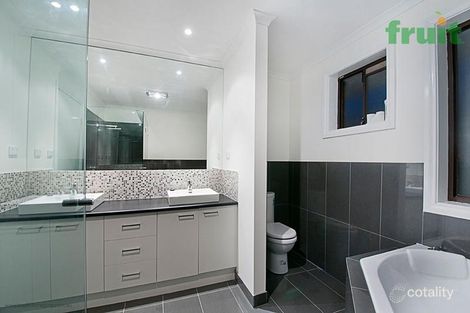 Property photo of 49 Kimberley Road Werribee VIC 3030
