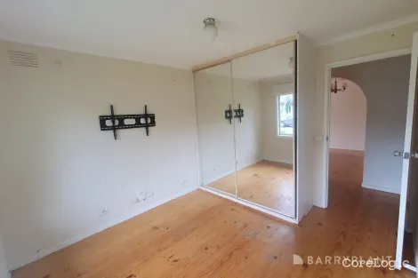 Property photo of 5 Clitheroe Drive Wyndham Vale VIC 3024
