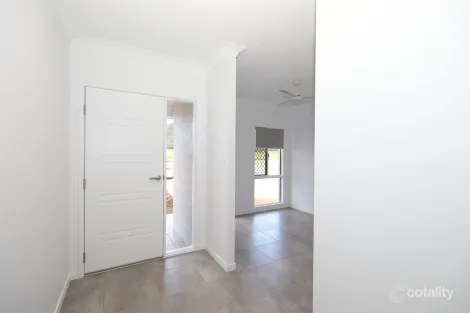 Property photo of 26 Porcupine Way Mount Peter QLD 4869